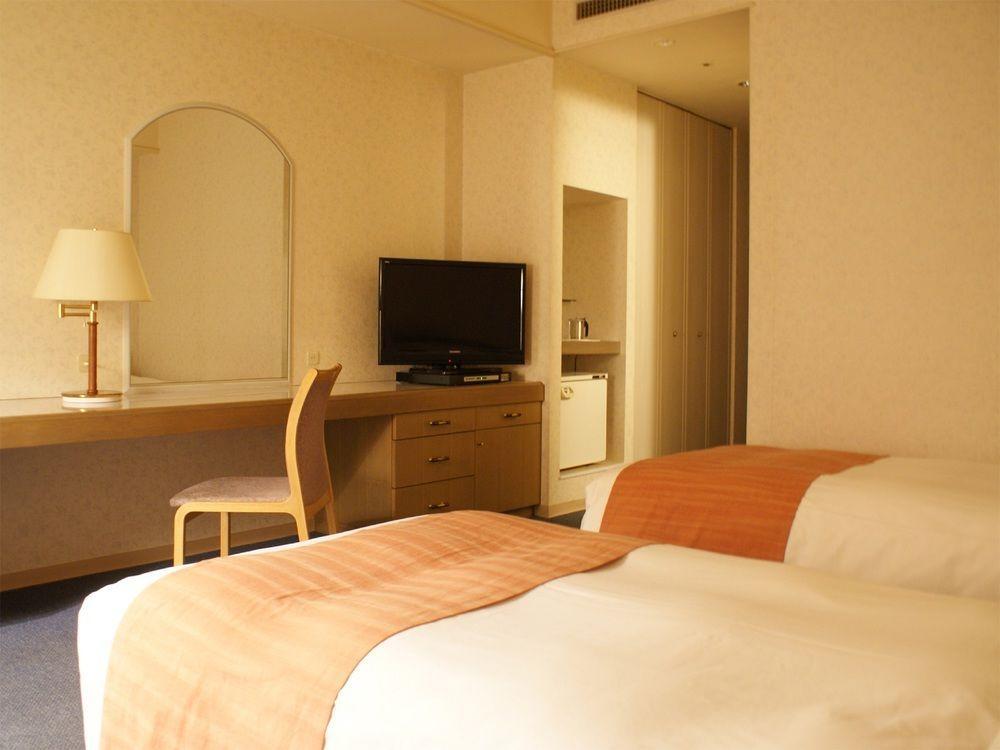 Hotel Livemax Sapporo Nakajima Park Grande Exterior photo